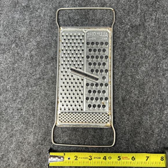 Vintage All In One Pat Pend Metal Grater Shredder Rustic Kitchen Tool 10" USA - Picture 2 of 5